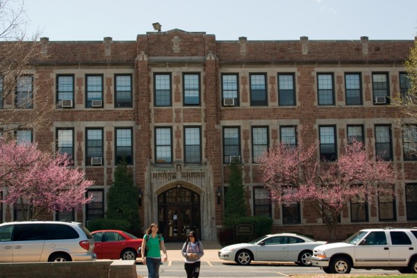 Students leave the science building at Fontbonne University. Situated right next to Wash. U., Fontbonne is a traditionally Catholic institution with a student body population of approximately 3,000. (Josh Goldman | Student Life)