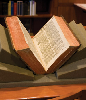 Thomas Matthewe’s translation of the Bible can be read in the reading room on the first floor of Olin. Foam is used to protect the rare books when they are being used. (Mariam Shahsavarani | Student Life)