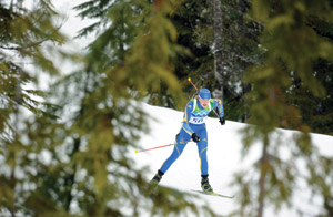Sweden’s Helena Jonsson heads downhill during the Women’s 7.5-kilometer Sprint Biathlon in Winter Olympics action at Olympic Park in Whistler, Canada, on Saturday, Feb. 13, 2010. (Wally Skalij | Los Angeles Times | MCT)