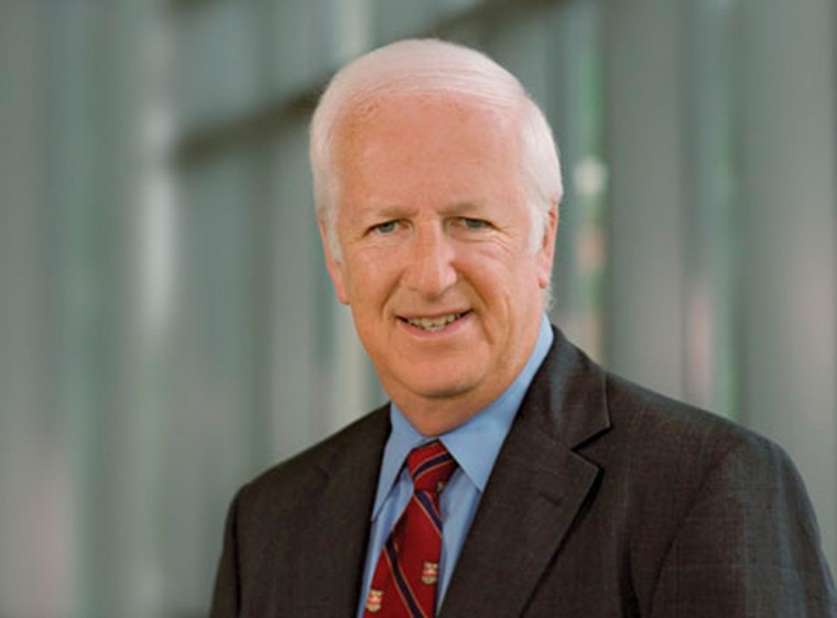 Dean Larry Shapiro will be retiring from his medical school positions.
