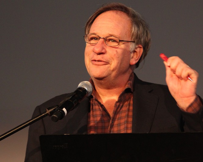 Robert Krulwich, co-host of RadioLab, speaks in Graham Chapel about his experiences with the show.  RadioLab is a part of the National Public Radio and highlights scientific discovery and similar topics.