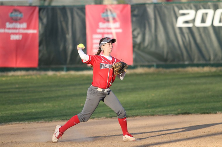 Bears softball suffers first losing streak after games against top-10 opponent