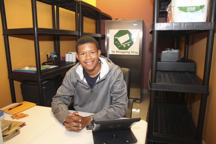 Student-run business begins first semester at Gregg storefronts