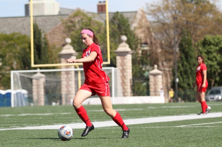 Freshman Caroline Dempsey plays in the Bears’ game against Illinois College in September. The women’s soccer team is moving on in the NCAA playoffs to face Wartburg College in the Division III Semifinals.