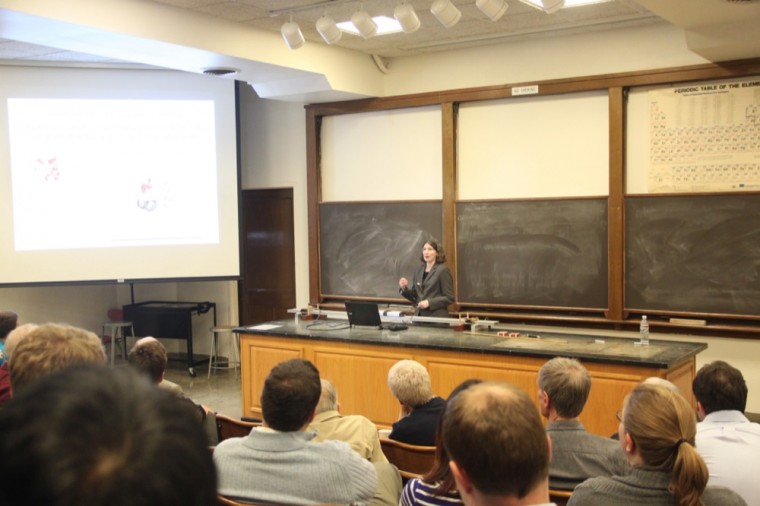 Dr. Katherine Truex, a biophysicist at the NIDDK National Institutes of Health, presents her lecture “The Dynamics of Individual Biomolecules: Fluorescence Spectroscopy of Nucleic Acids.” Truex’s talk is part of a series of lectures by candidates for the physics department’s open tenure-track position.