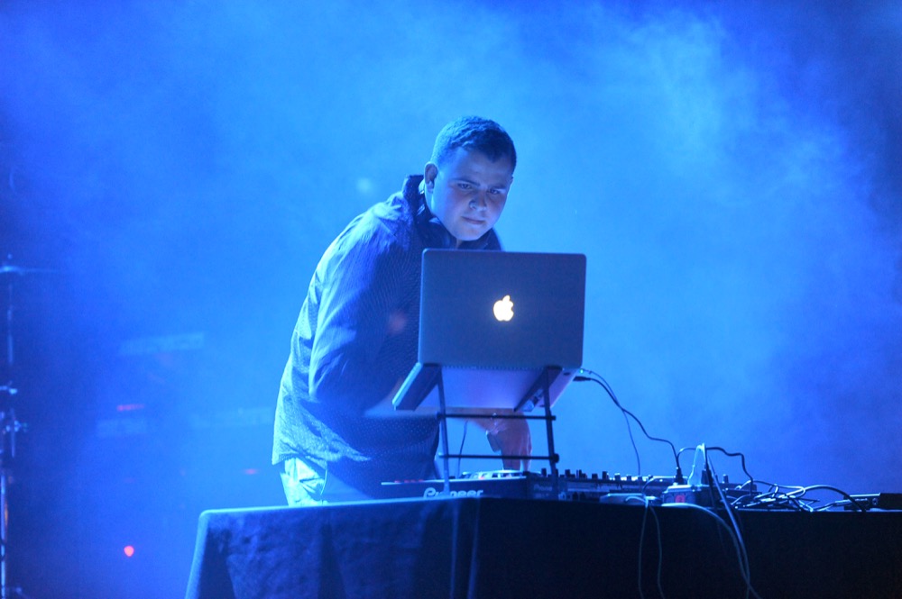 dj alter 1 - holly ravazzolo