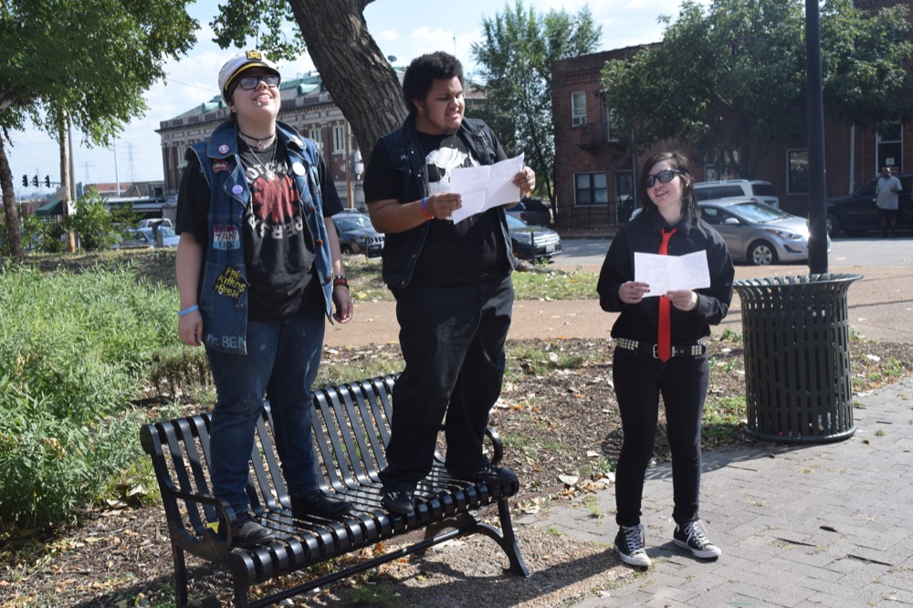 Screaming in Soulard: My quest to find Mr. Brightside