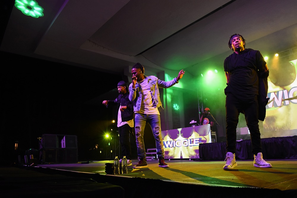 Rhythm and blues singer Jason Derulo performs his song “Wiggle” at spring WILD 2017, held in Brookings Quadrangle. In addition to securing Derulo as the headliner for the event, SPB brought in Dutch pop singer Natalie La Rose as an opener and Canadian DJ Vanic as a closer.