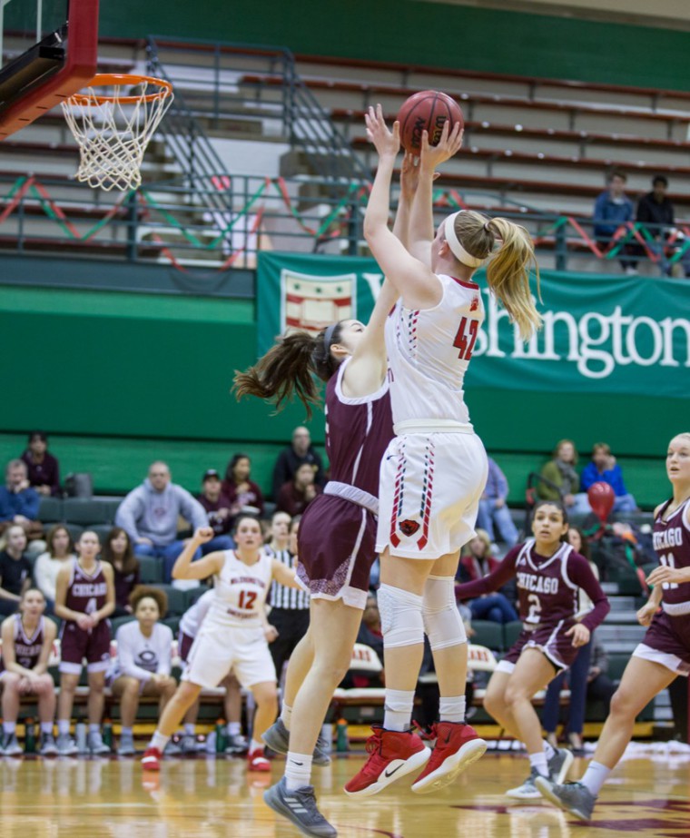 Madeline Homoly takes a jump shot against the University of Chicago during the Bears’ 67-52 win last weekend. Wash. U. opens the NCAA tournament against UW-Whitewater Friday night.