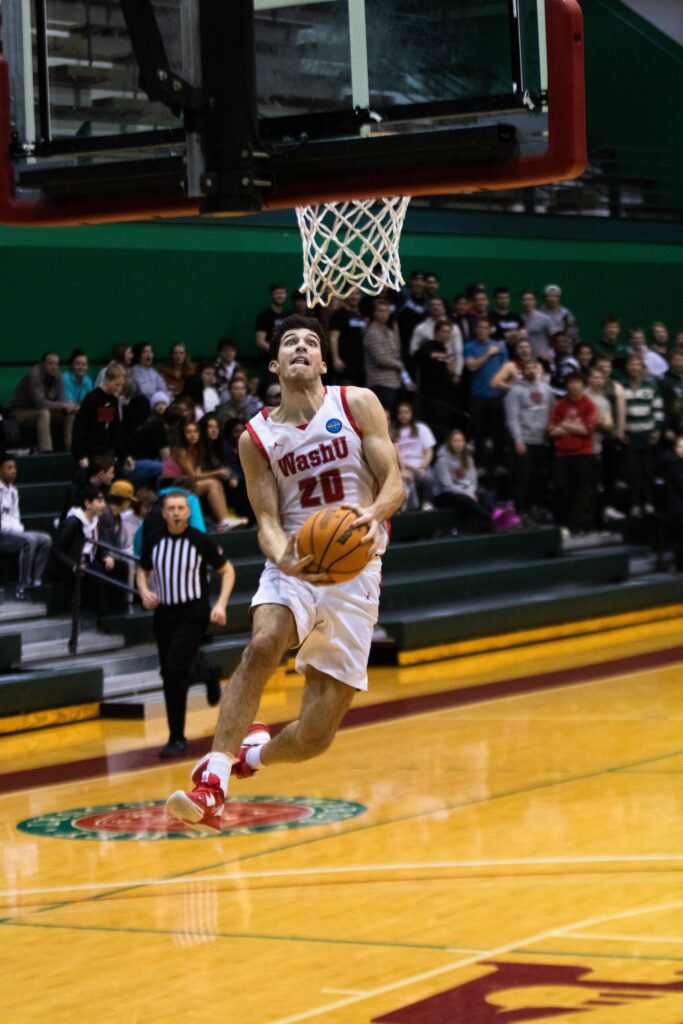 Basketball unbeatable for second-straight weekend