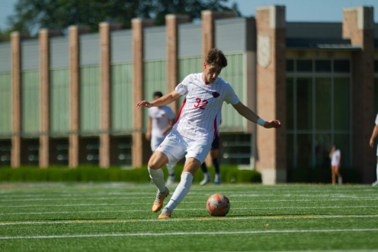 WashU Men’s Soccer loses UAA opener against Emory