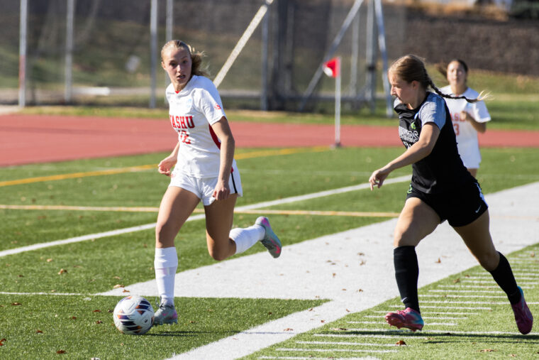 With strong defense and late-game heroics, No. 1 women’s soccer moves on to third consecutive Final Four