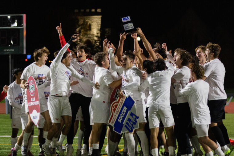 With improbable win over No. 3 UChicago, No. 12 men’s soccer wins 10th UAA championship