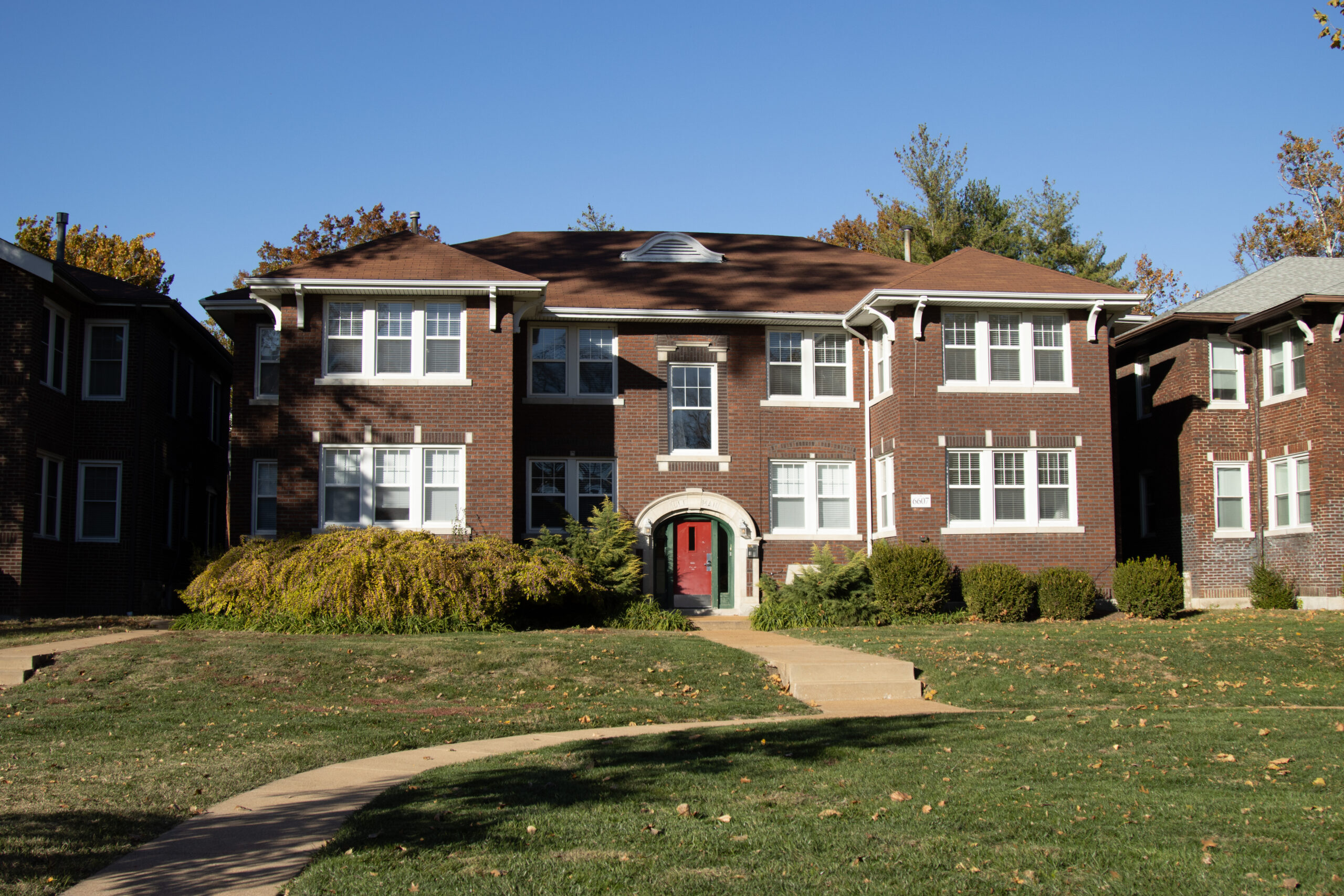 Three things to consider when picking upperclassmen housing