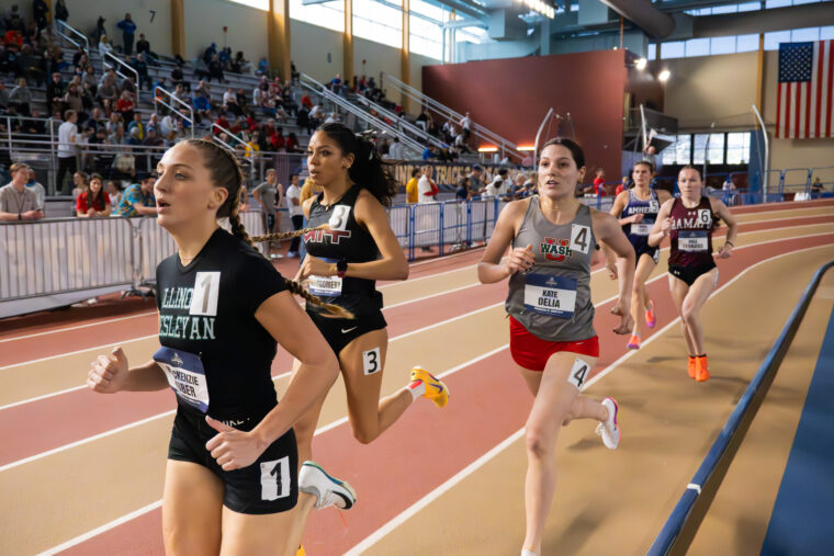 Led by two D-III records, women’s track and field wins NCAA indoor championship